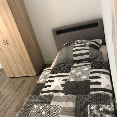 ווסלינג Godorfer Burg Monteuer Zimmer מראה חיצוני תמונה