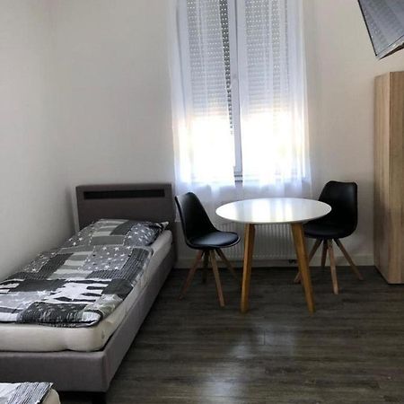 ווסלינג Godorfer Burg Monteuer Zimmer מראה חיצוני תמונה